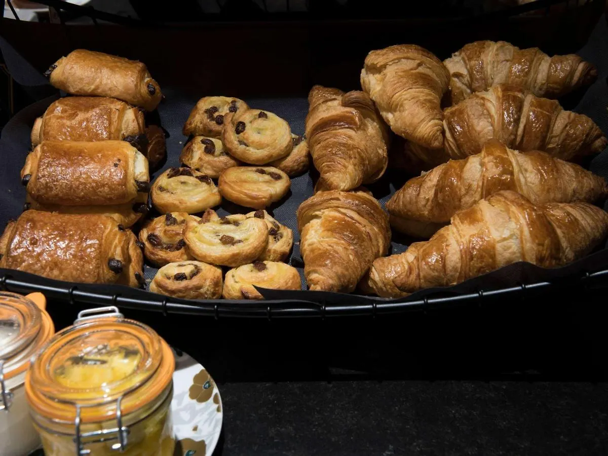 Hotel Mercure Paris Suresnes Longchamp 4*,