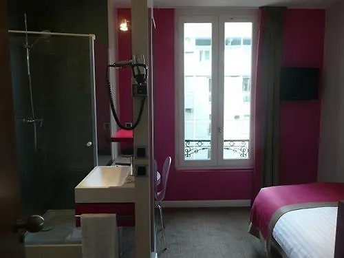 Hotel Mercure Paris Suresnes Longchamp 4*,